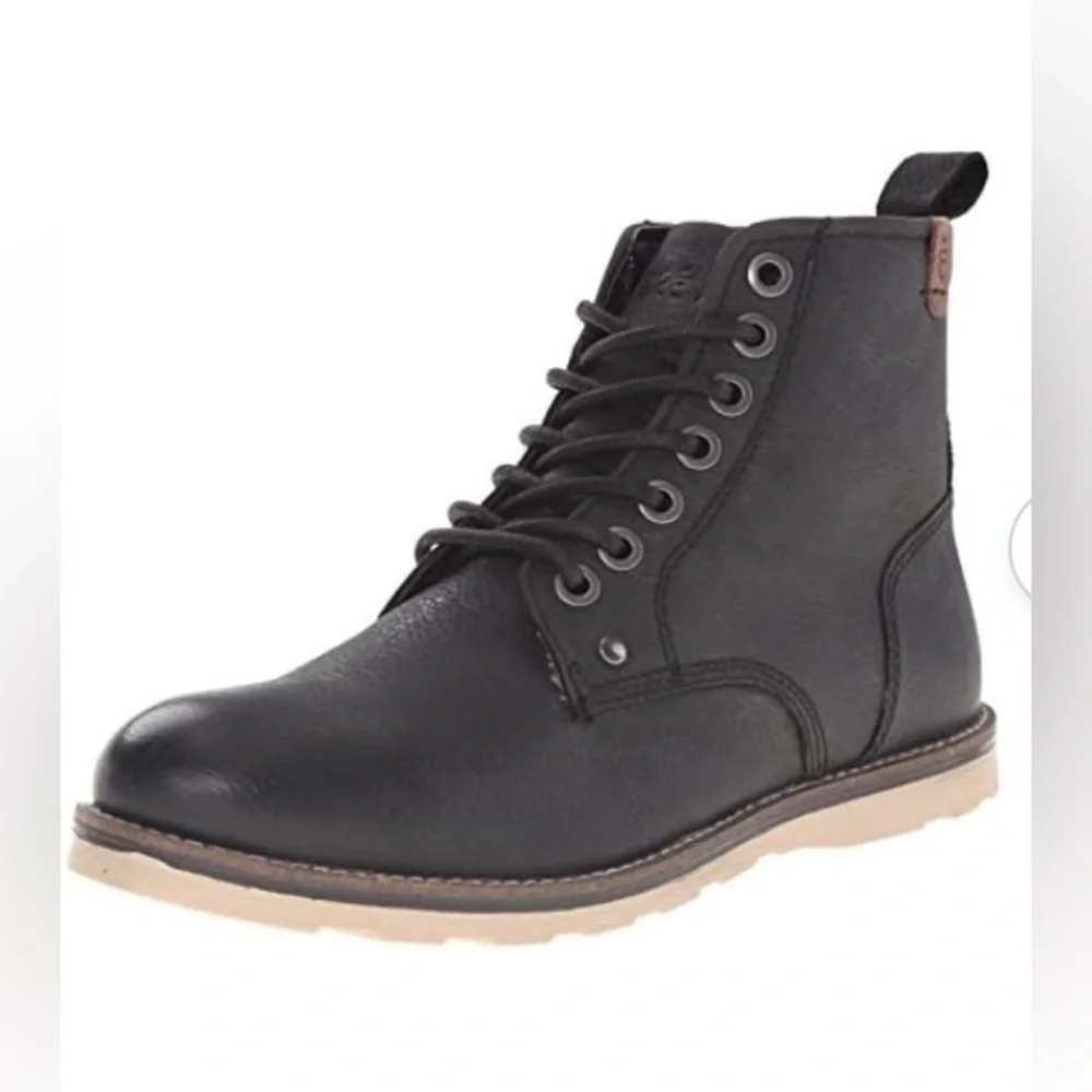Crevo excellent worn